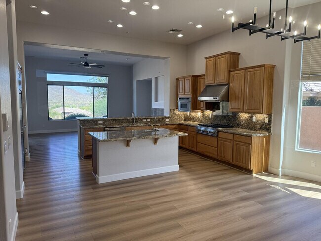 Building Photo - 42107 N Mountain Cove Dr