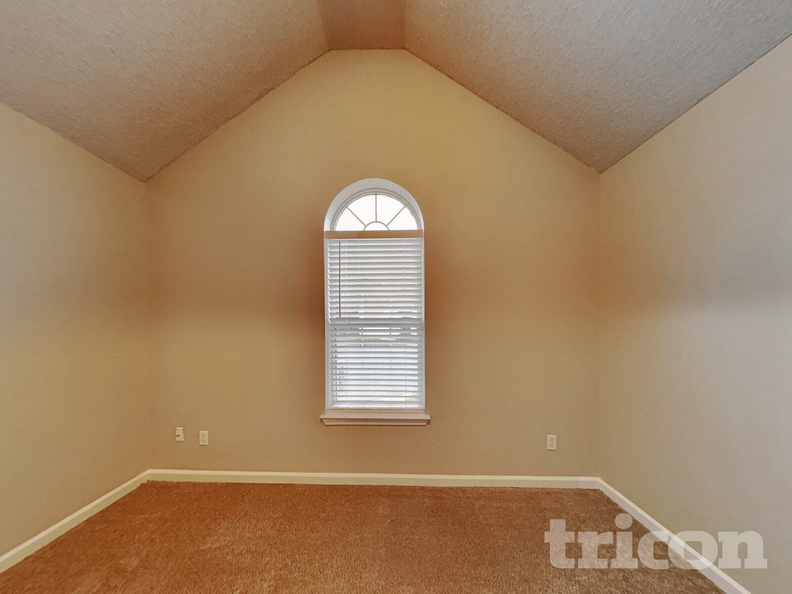 Building Photo - 6746 Pole Creek Dr