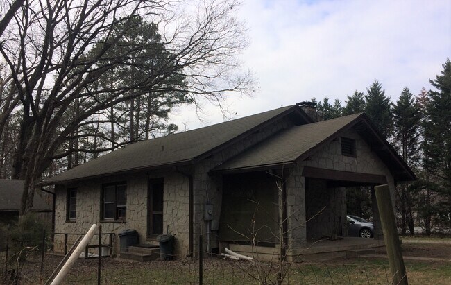 Building Photo - 8701 Hull Street Rd