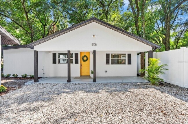 Building Photo - Modern 2-Bedroom Duplex w/ BRAND NEW Washer & Dryer – Quiet, Safe Area in Seminole Heights