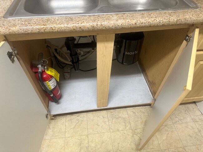 Building Photo - Badura Ave. #2094