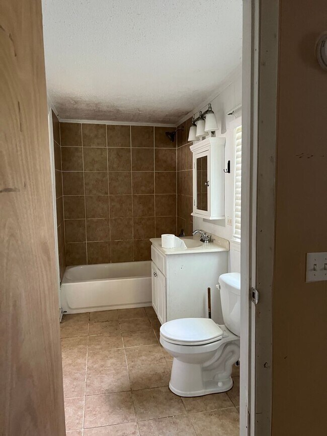 Building Photo - 55 3rd St NE