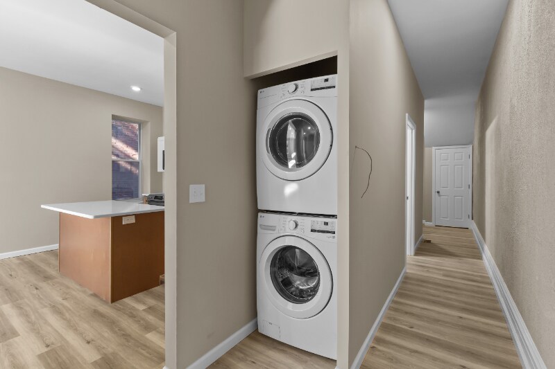 Building Photo - 3166 Oregon Ave