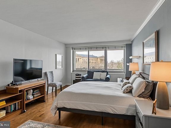 Building Photo - 2401 Pennsylvania Ave