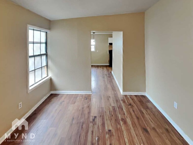 Building Photo - 4809 Jo Ann St