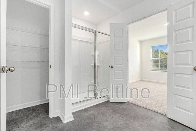 Building Photo - 6229 Honeybell Aly