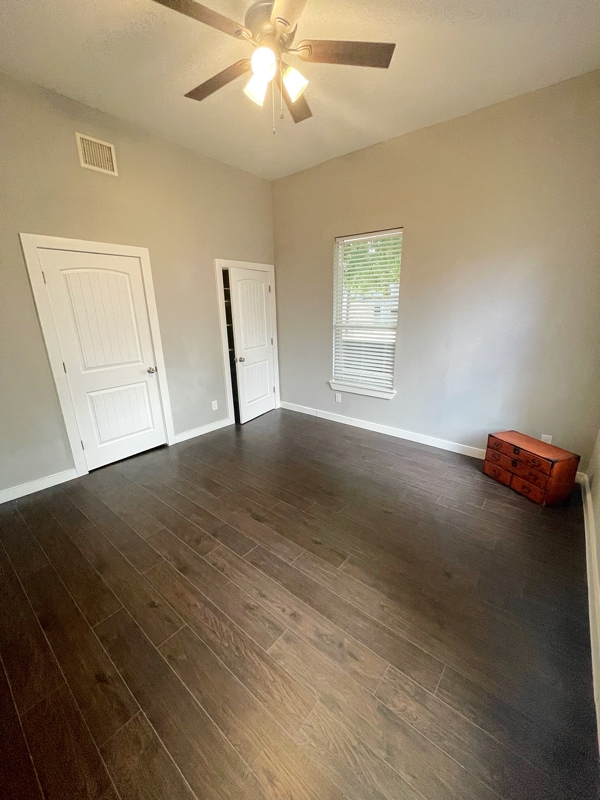 Building Photo - 638 W Elmira St