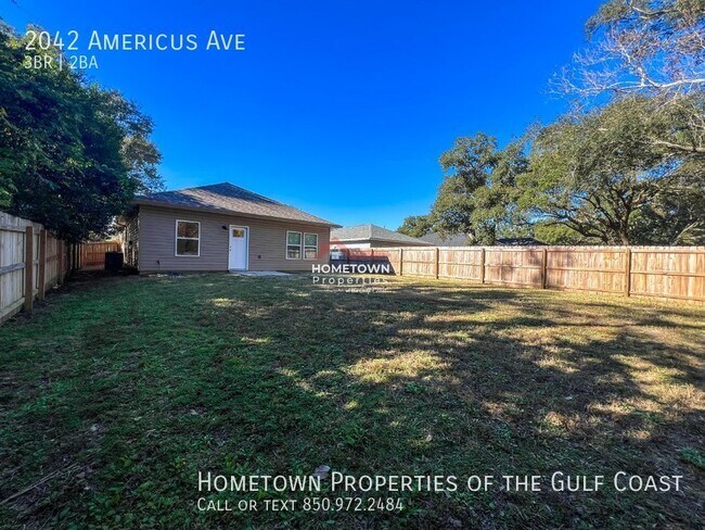 Building Photo - 3-Bedroom Home Minutes from NAS Pensacola