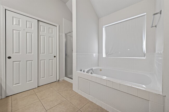 Building Photo - 21327 Branford Hills Ln