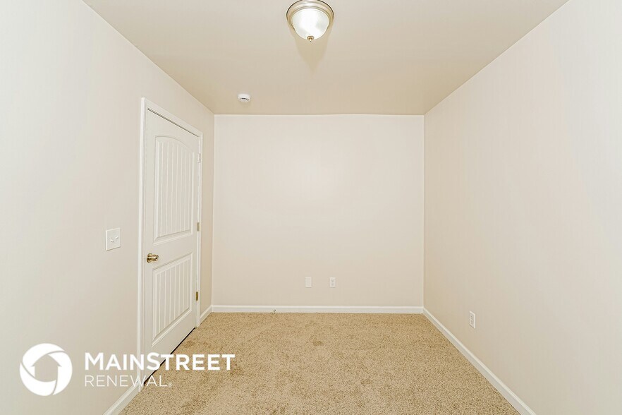 Building Photo - 149 Martin Dr