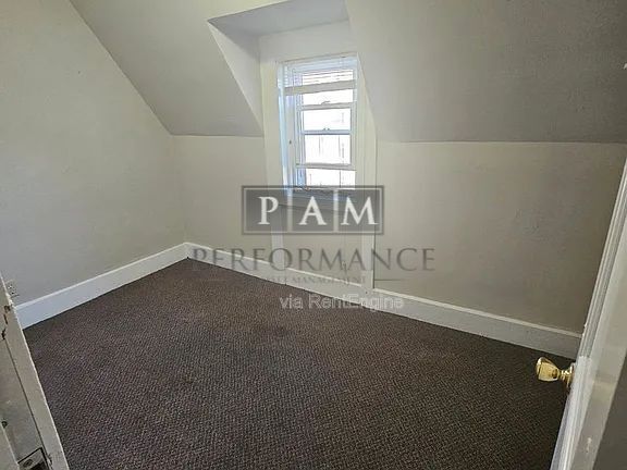 Building Photo - 2028 W Michigan St