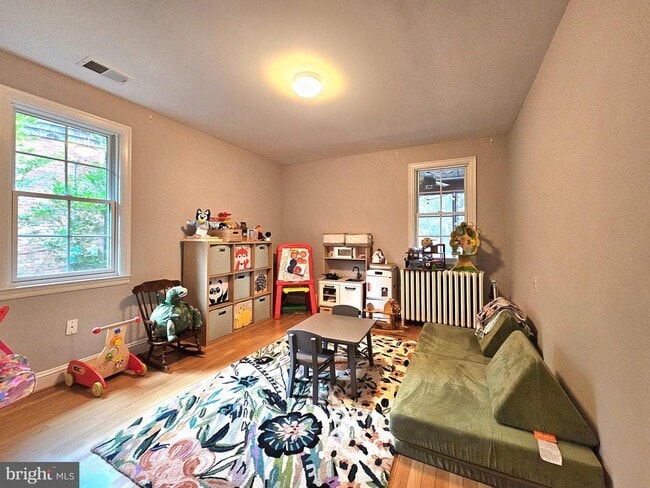 Building Photo - 3410 15th St N