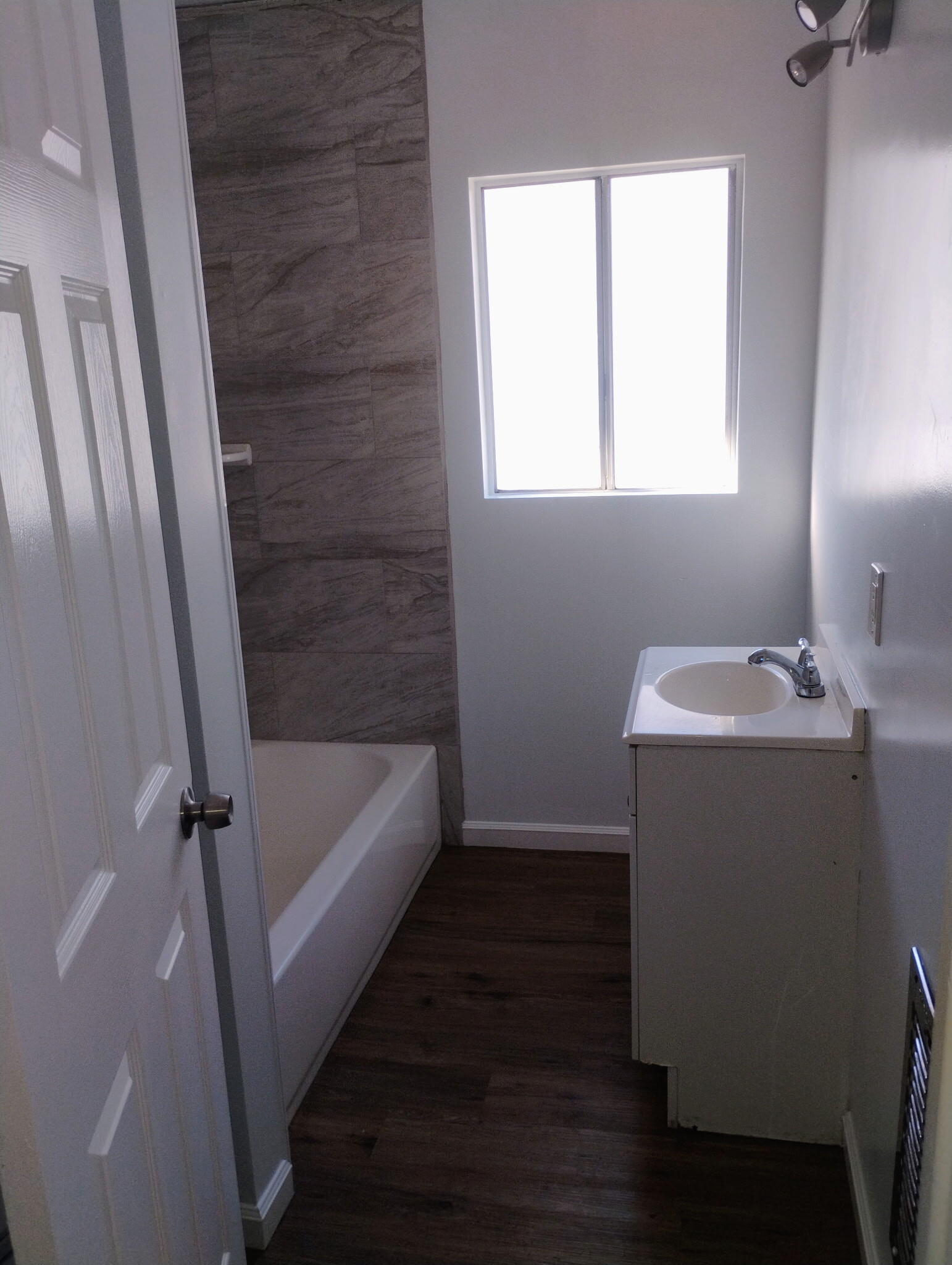 Bathroom - 5643 Laurel Canyon Blvd