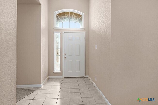 Building Photo - 481 Centinela St