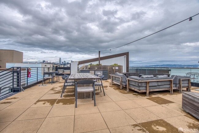 Building Photo - 2177 3rd St