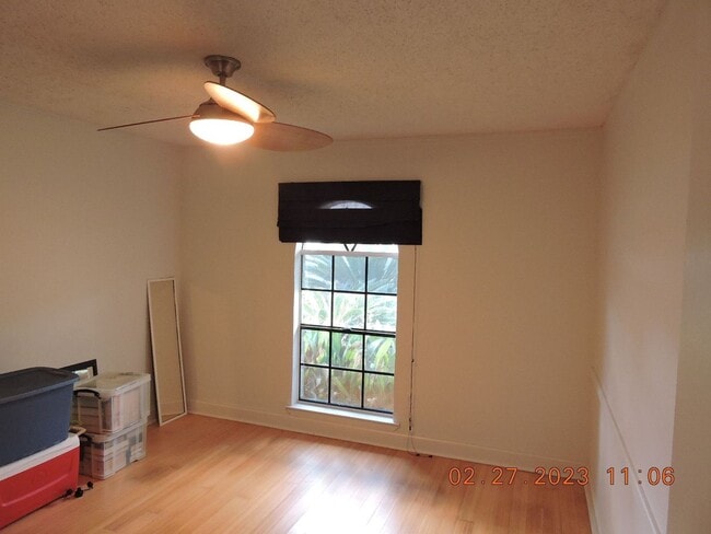 Building Photo - Great Southdowns Home on Parade Route