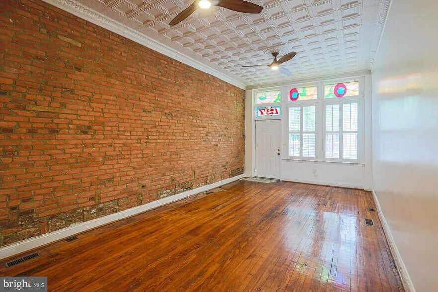 Building Photo - 127 N Patterson Park Ave