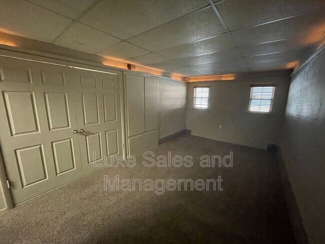 Building Photo - 1116 Harrington Dr