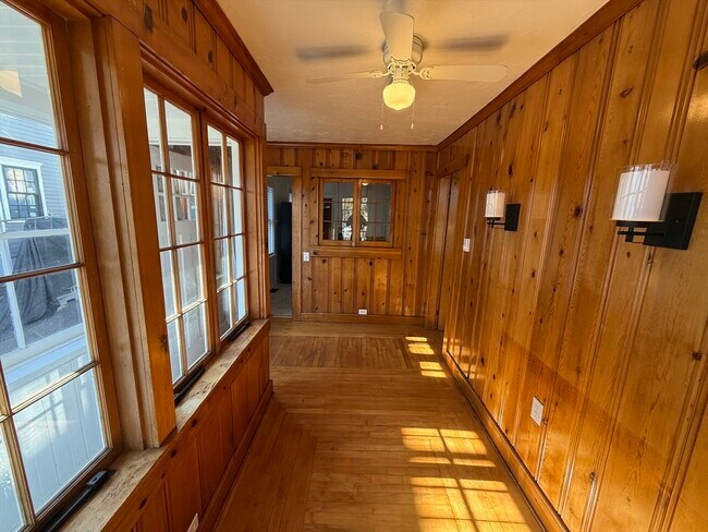 Building Photo - 9 Chilton St