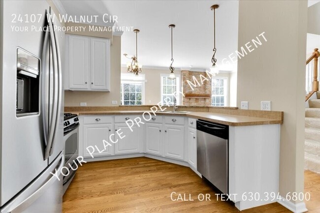 Building Photo - 24107 Walnut Cir