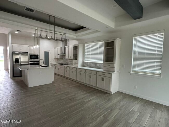 Building Photo - 135 Bonnie Trl