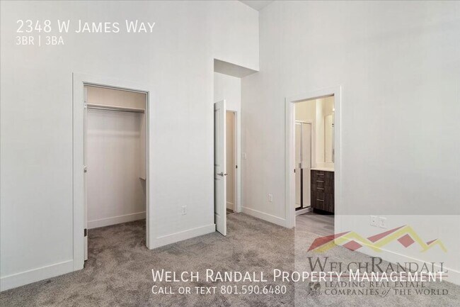 Building Photo - 2348 James Wy