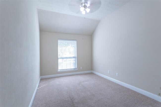 Building Photo - 22314 Sheldonwood Court