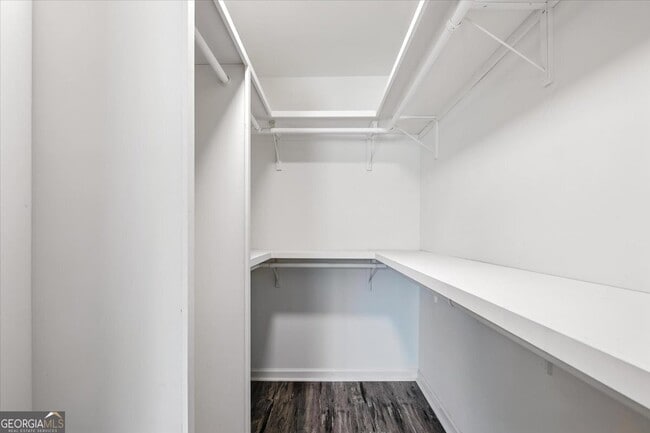 Building Photo - 158 Sproull Rd SE