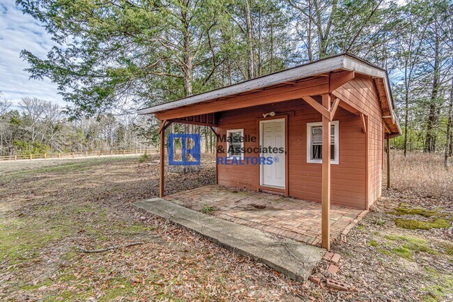 Building Photo - 200 Cripple Creek Rd