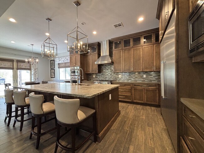 Building Photo - 81 Navarra Canyon Ct
