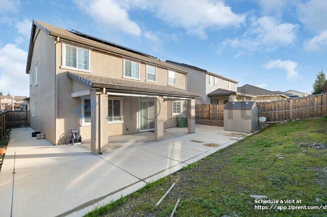 Building Photo - 202 Martos Ct