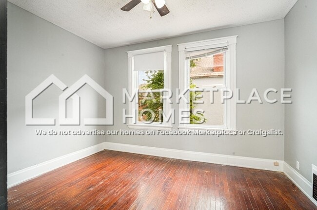 Building Photo - 2922 Hackberry St
