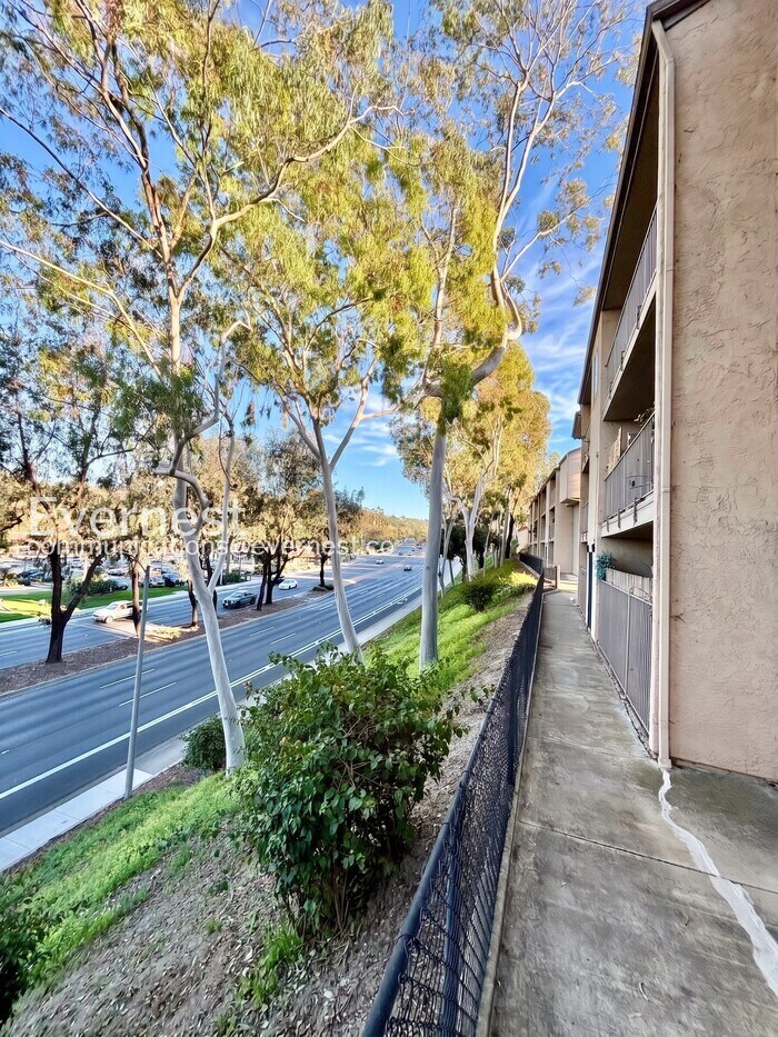 Building Photo - 2344 Hosp Way