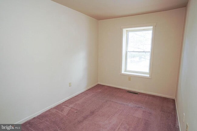 Building Photo - 738 Hemlock St