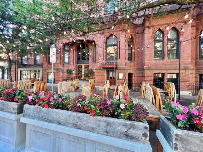 Building Photo - 271 Dartmouth St