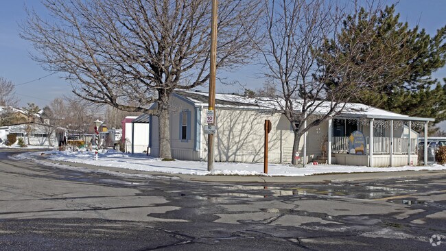 Building Photo - Bonneville Gardens MHC