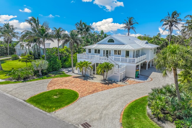 Building Photo - 360 Gasparilla St