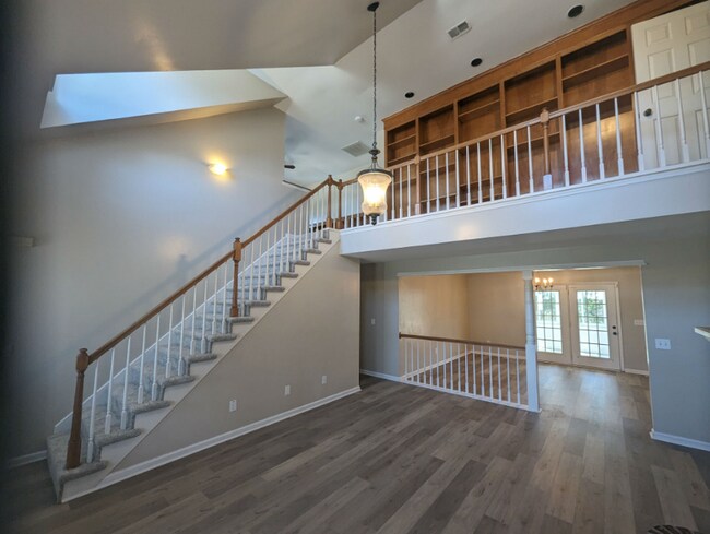 Building Photo - Hanahan Lake View Home for Lease