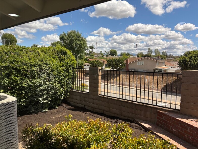 Building Photo - 19862 Ravenna Dr