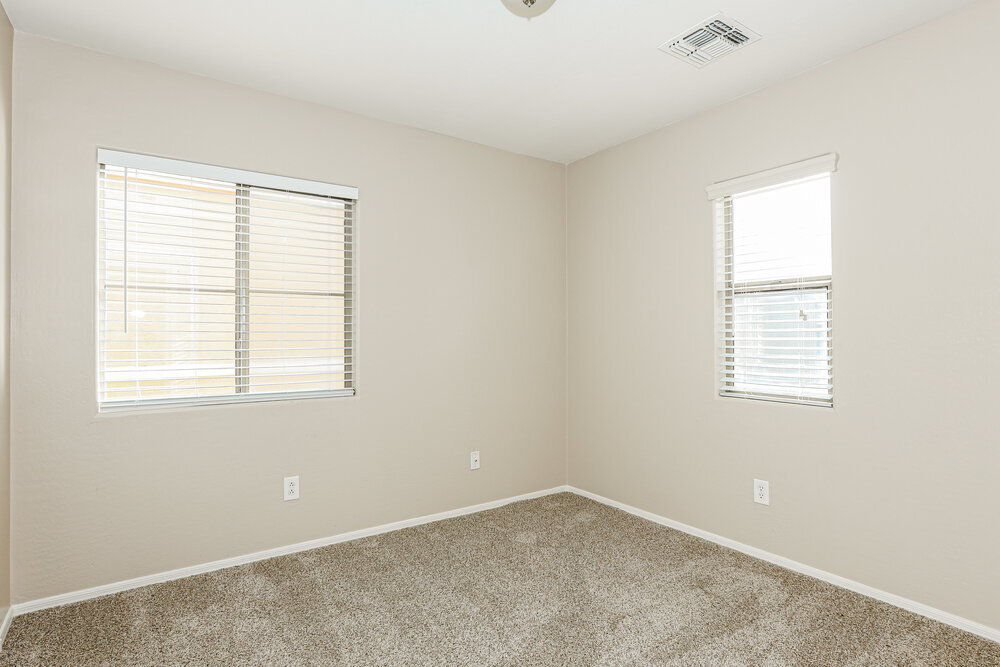 Building Photo - 4693 E Olney Ave