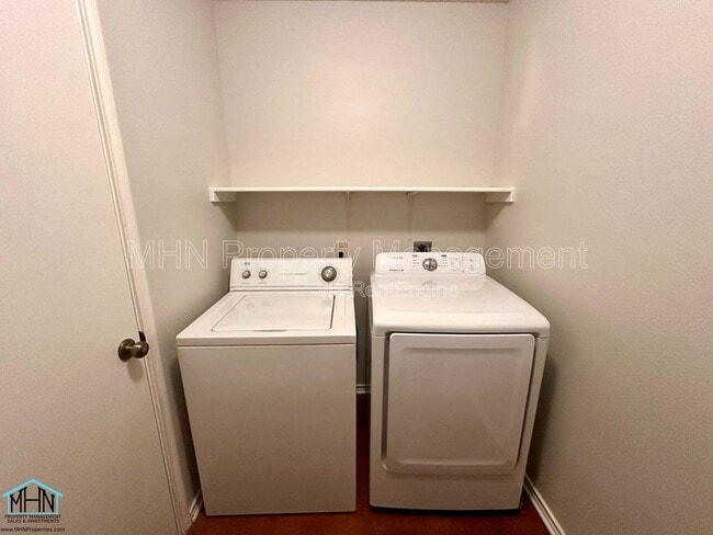 Building Photo - 5135 Elk Creek