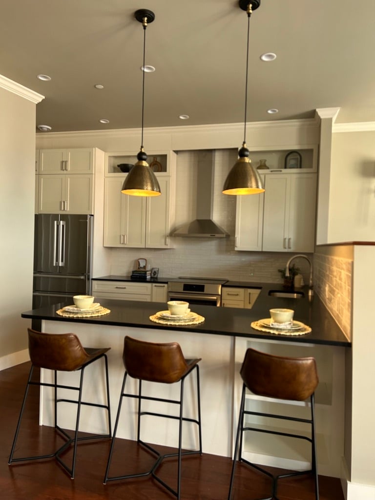 Building Photo - 126 Church St