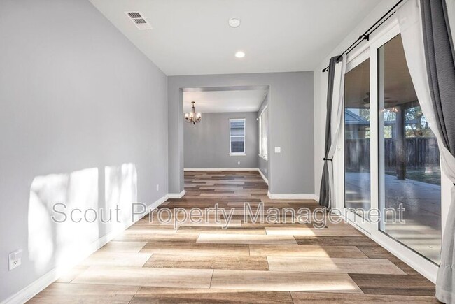 Building Photo - 27427 Lock Haven Ct