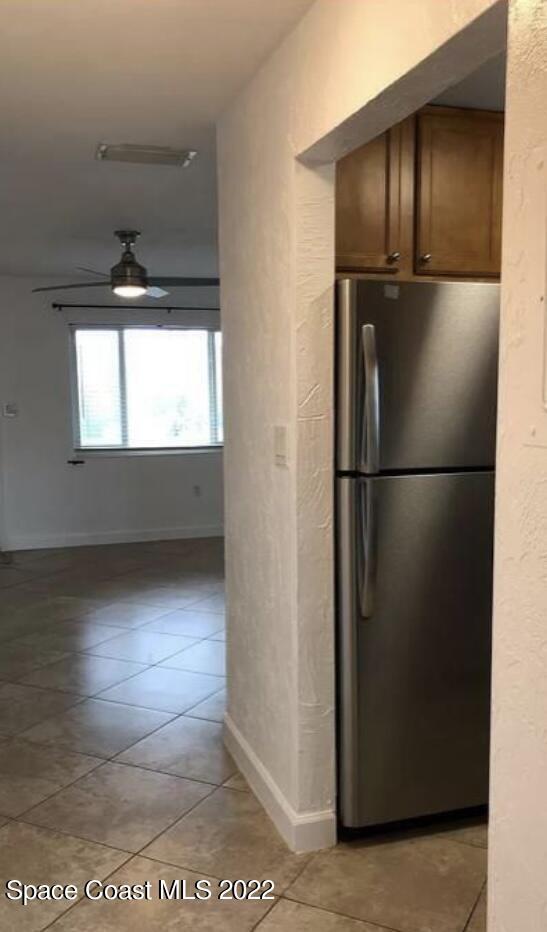 Building Photo - 102 S Peninsula Dr