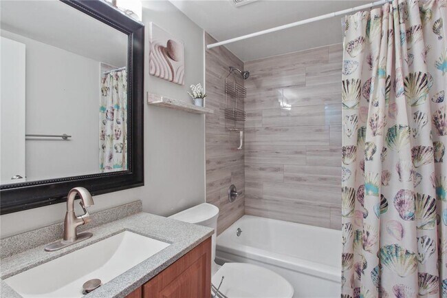 Building Photo - 204 Tomoka Trail