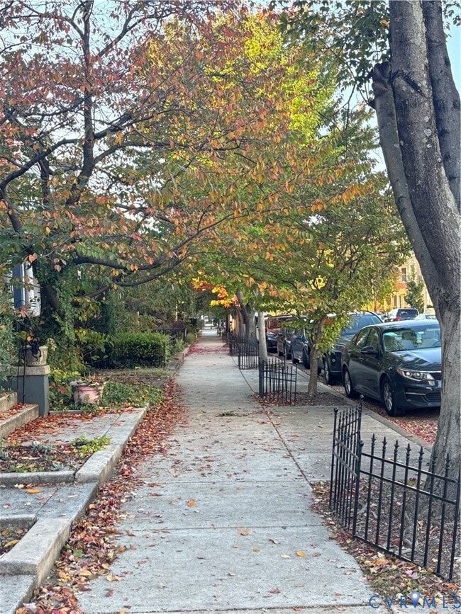 Building Photo - 2601 Hanover Ave