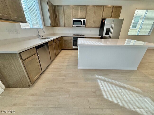 Building Photo - 9897 Angel Valley Dr