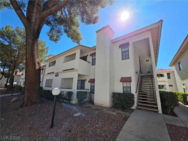 Building Photo - 6671 W Tropicana Ave