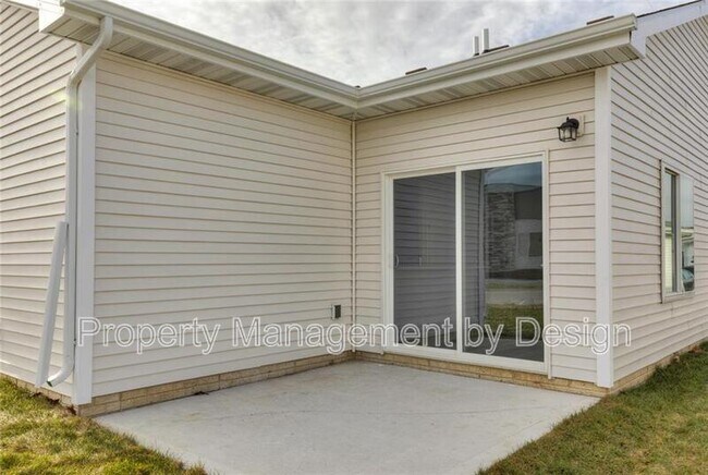 Building Photo - 2326 Legacy Dr