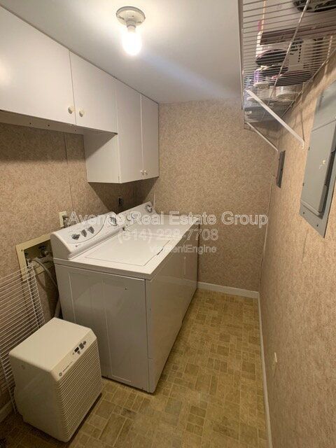 Building Photo - 1662 E Swan Cir